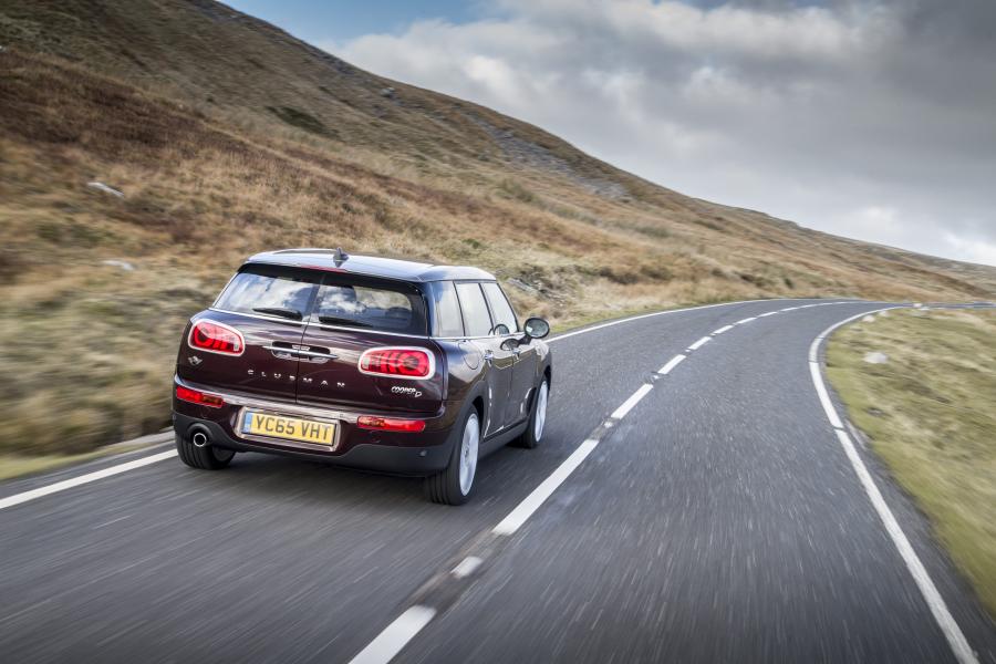  Mini Cooper D Clubman 2015 года  (UK) (фото 30 из 127)